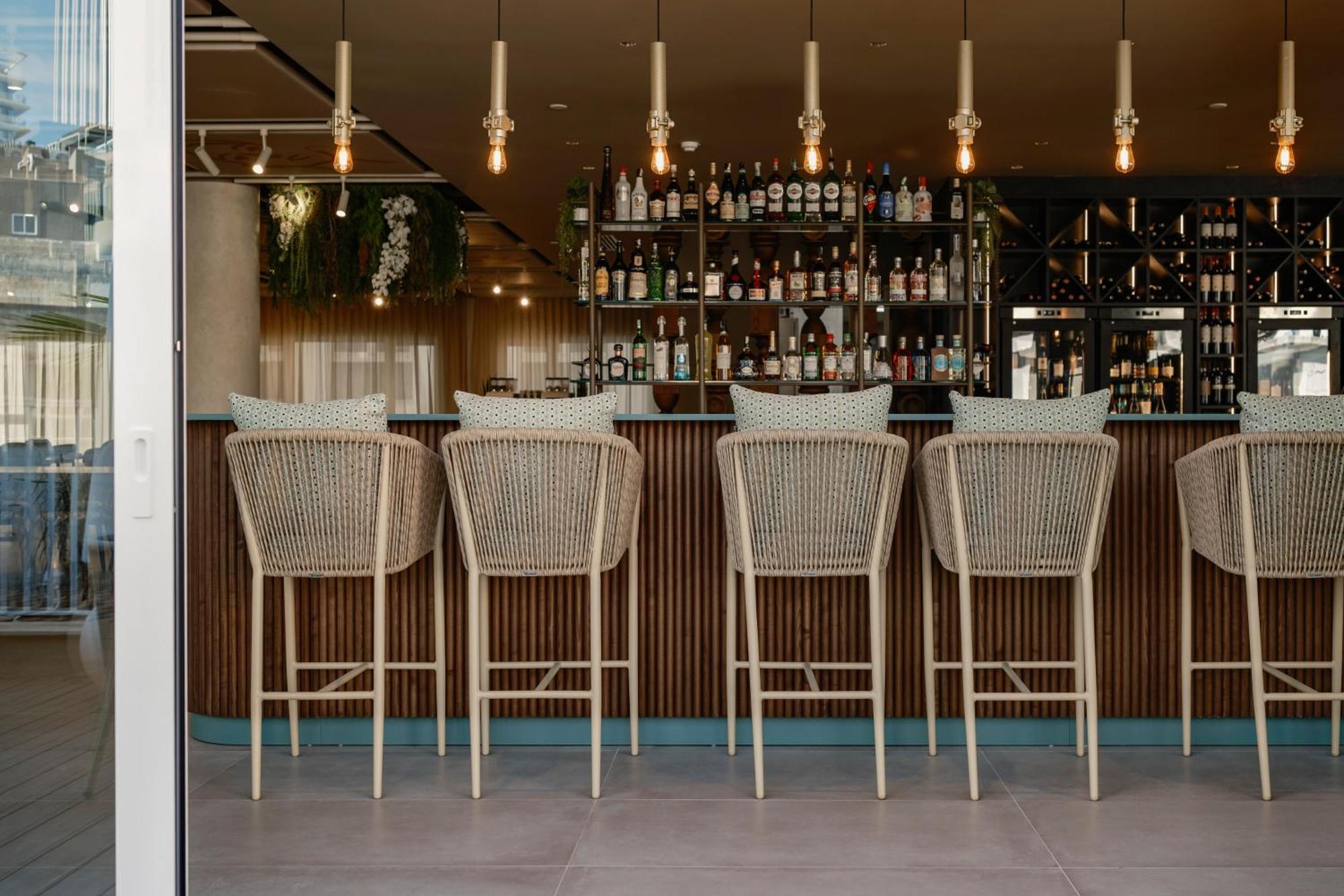 Hyatt Centric Malta Hotel Saint Julian's Bagian luar foto